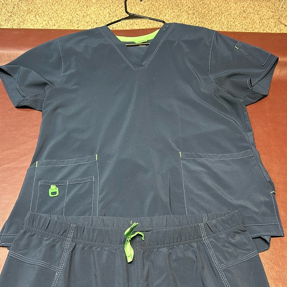 Navy blue scrubs from carhart